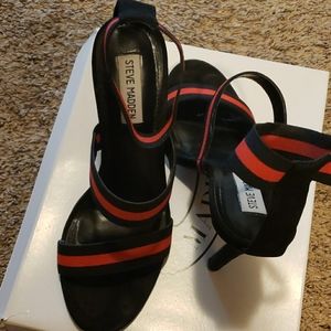 Steve Madden Crave Red/ Black